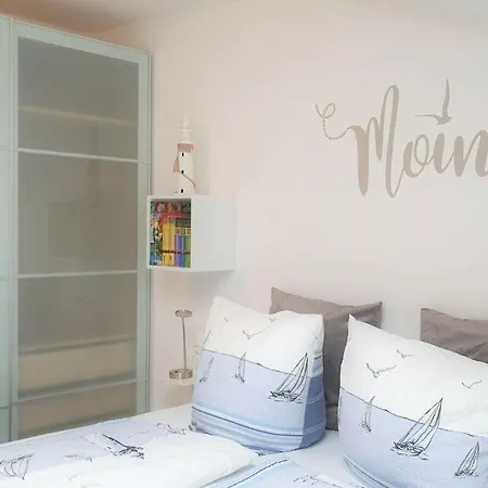Ruegenlust - With Sea View Office Apartment *