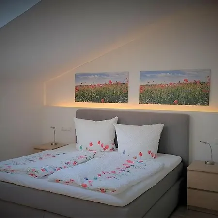 Apartment Ruegenlust - With Sea View Office