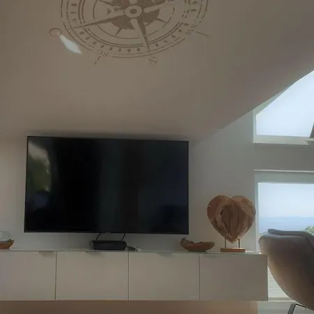 Ruegenlust - With Sea View Office Apartment Sassnitz